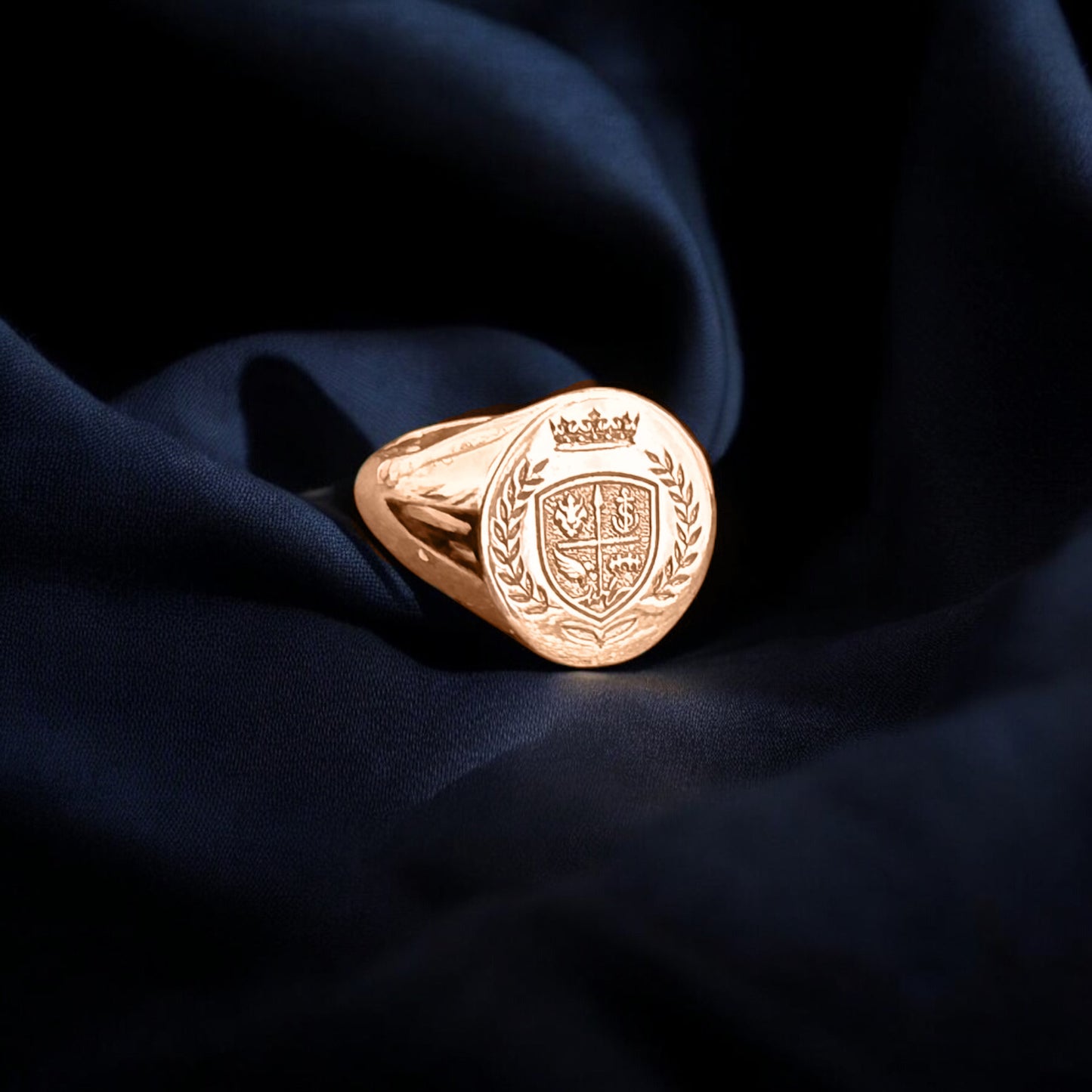 Crest ring