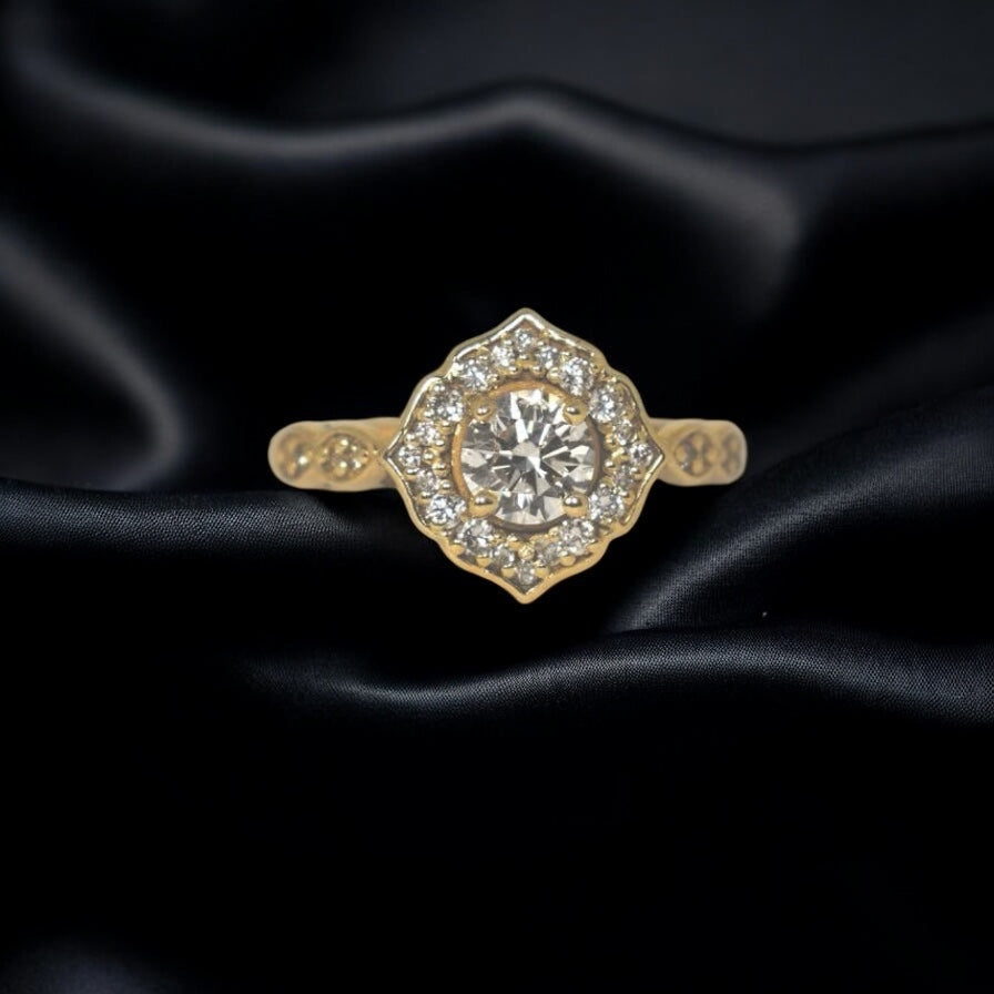 Flower design diamond ring